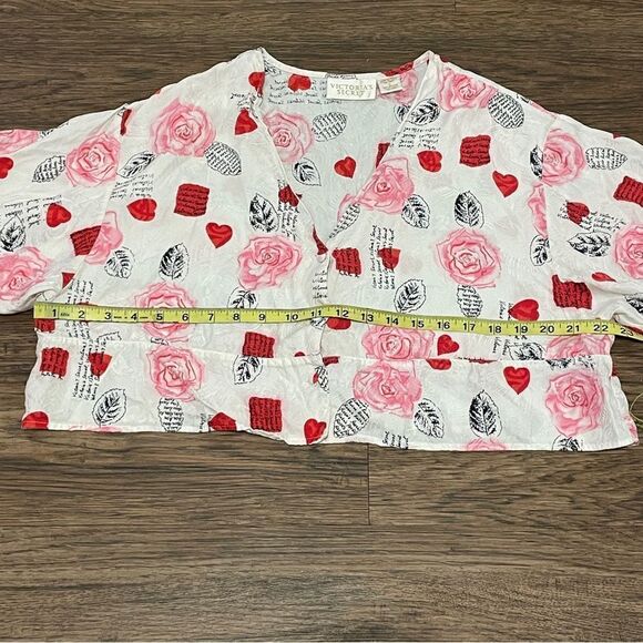 Vintage Victoria’s Secret Gold Label Cropped Silk Top White Pink Red Size Large - Picture 8 of 10